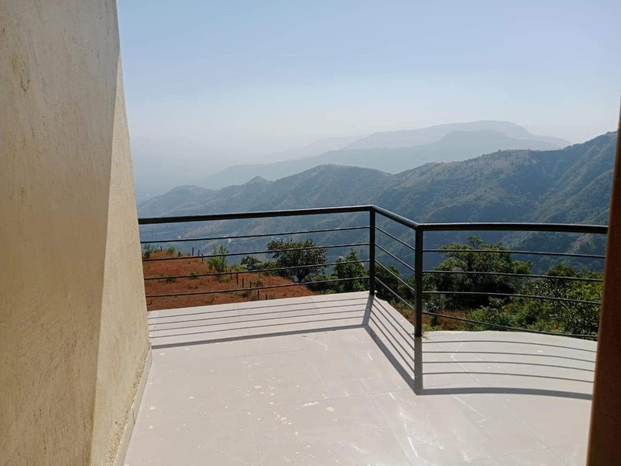 Dev Anand Villa Mahābaleshwar Exteriör bild